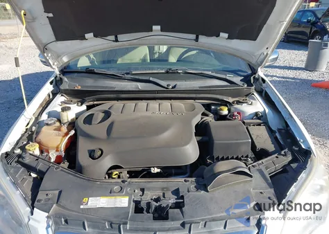 2012 Chrysler 200 Limited from USA, damaged, VIN 1C3BCBFG2CN284811